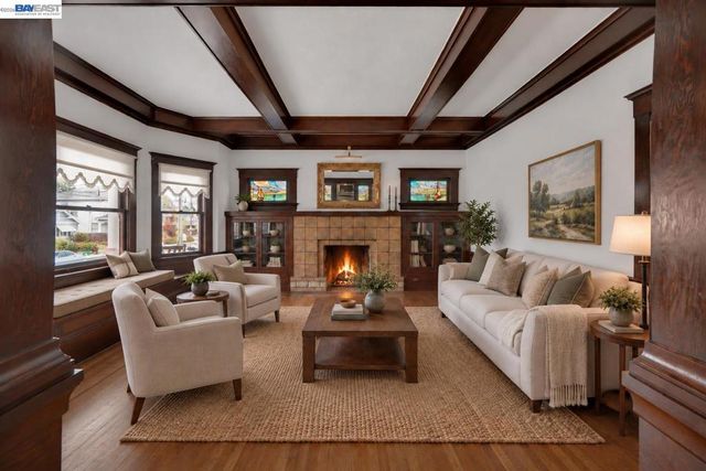 2014 Buena Vista Ave, Alameda, CA 94501