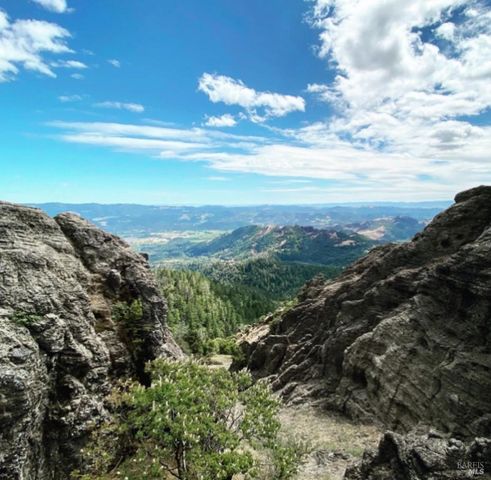 1231 Stevenson St, Calistoga, CA 94515