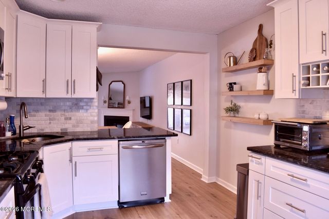 3 Preakness Court, Tinton Falls, NJ 07724