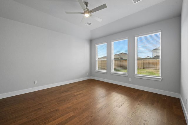 416 Heartstone Lane, Waller, TX 77484