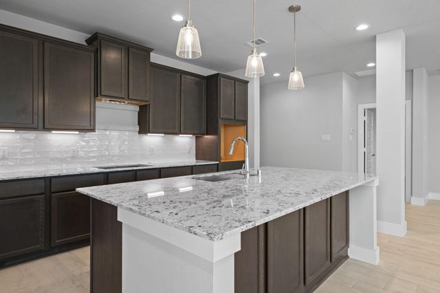 416 Heartstone Lane, Waller, TX 77484