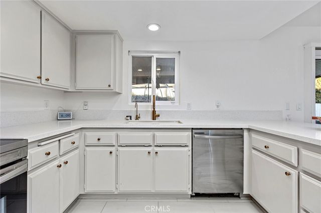 23618 Fair Weather, Canyon Lake, CA 92587