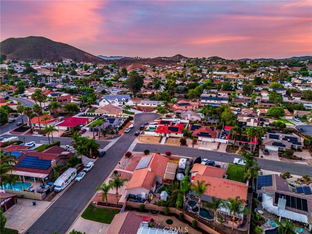 23618 Fair Weather, Canyon Lake, CA 92587