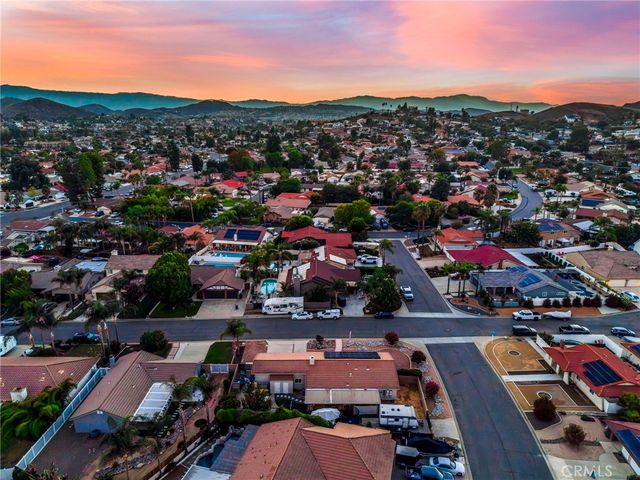 23618 Fair Weather, Canyon Lake, CA 92587