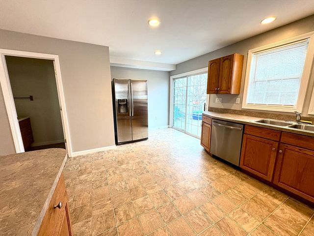 46 Lake Street 46, Weymouth, MA 02189