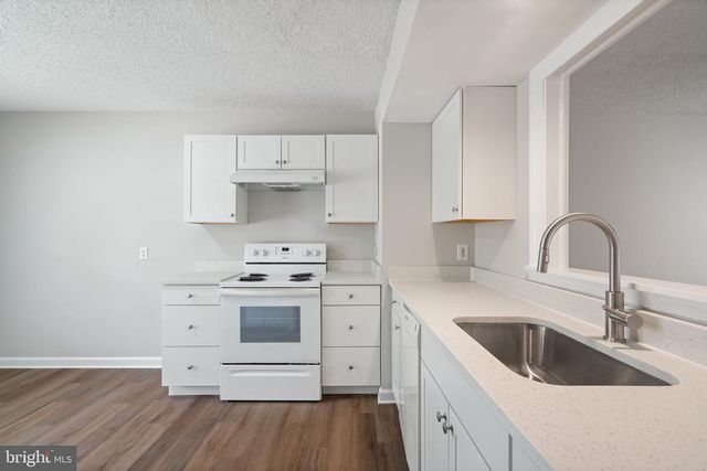 809 KNOLLWOOD CT, Stafford, VA 22554