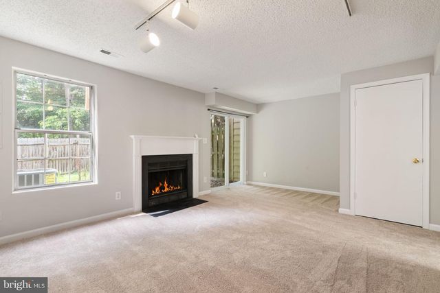 809 KNOLLWOOD CT, Stafford, VA 22554