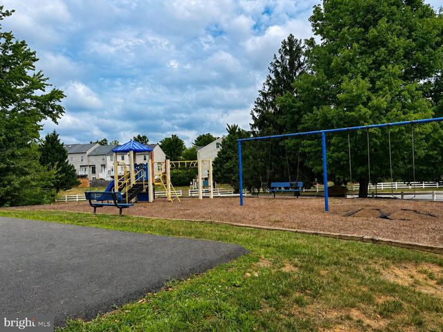 809 KNOLLWOOD CT, Stafford, VA 22554