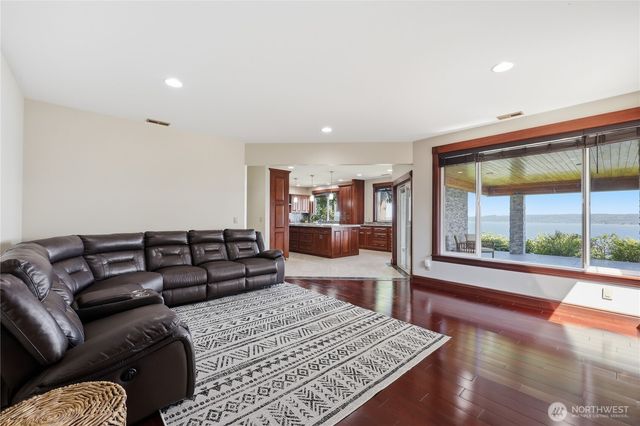 1411 Thorndyke Road, Port Ludlow, WA 98365