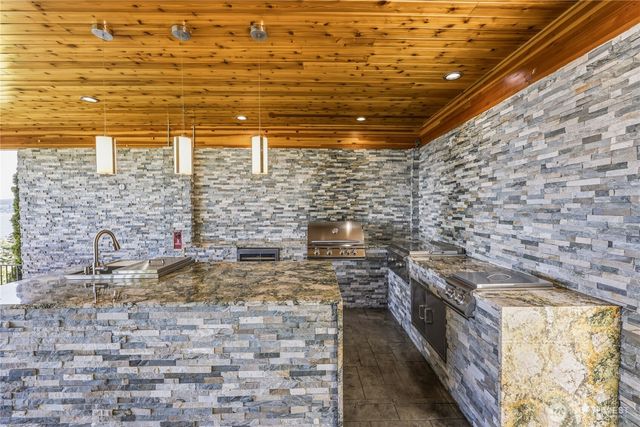 1411 Thorndyke Road, Port Ludlow, WA 98365