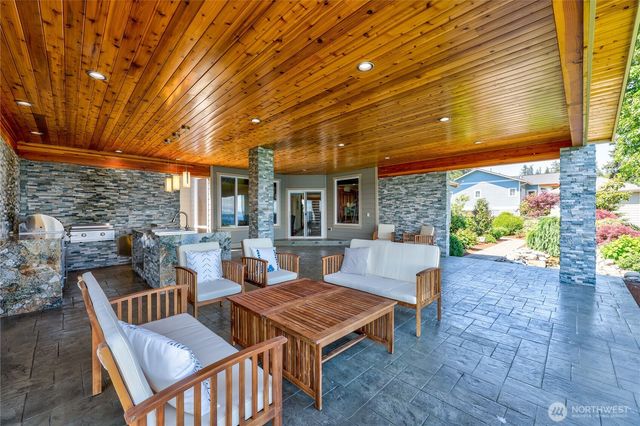 1411 Thorndyke Road, Port Ludlow, WA 98365