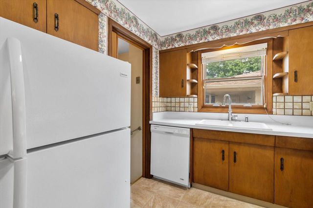 935 Virginia STREET, Racine, WI 53405