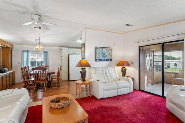 37621 ROSALITA AVENUE, Zephyrhills, FL 33541