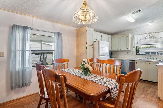 37621 ROSALITA AVENUE, Zephyrhills, FL 33541