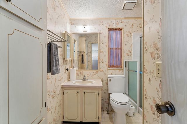 37621 ROSALITA AVENUE, Zephyrhills, FL 33541