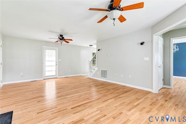 9370 Deerlake Dr, New Kent, VA 23124