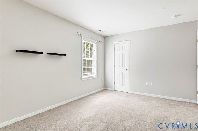 9370 Deerlake Dr, New Kent, VA 23124