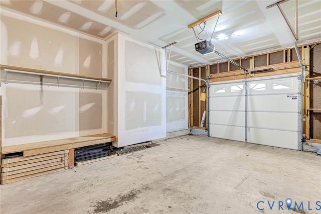 9370 Deerlake Dr, New Kent, VA 23124