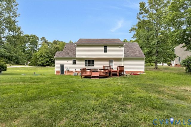 9370 Deerlake Dr, New Kent, VA 23124