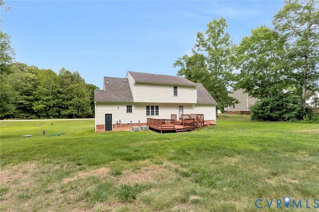 9370 Deerlake Dr, New Kent, VA 23124