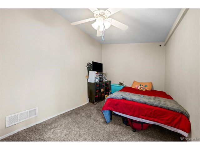 5997 Magnolia St, Commerce City, CO 80022