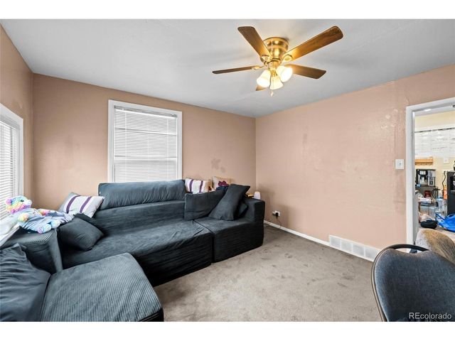 5997 Magnolia St, Commerce City, CO 80022
