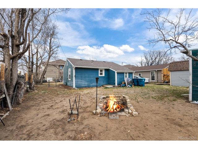 5997 Magnolia St, Commerce City, CO 80022