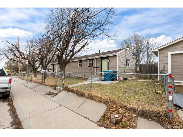 5997 Magnolia St, Commerce City, CO 80022