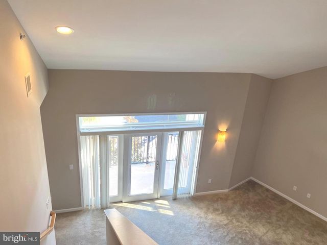 527 CARSON TER, Huntingdon Valley, PA 19006