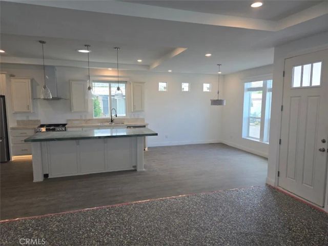 8901 Eton 54, Northridge, CA 91304