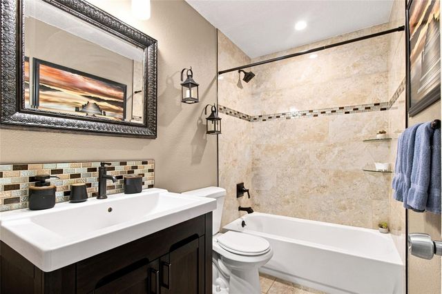 1206 TULIPWOOD DRIVE, Seffner, FL 33584
