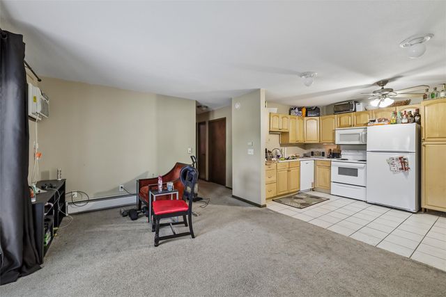 1831 Fuller Road 1, West Des Moines, IA 50265