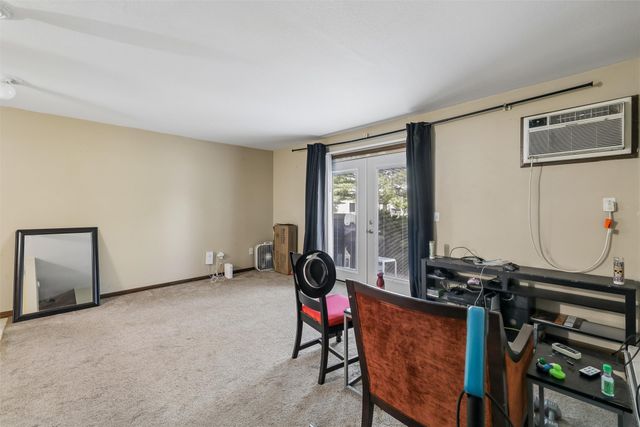 1831 Fuller Road 1, West Des Moines, IA 50265