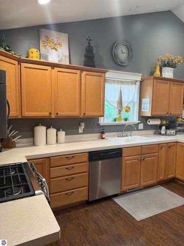 7932 Westside Drive, Hudsonville, MI 49426