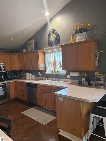 7932 Westside Drive, Hudsonville, MI 49426