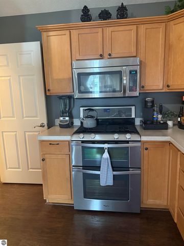 7932 Westside Drive, Hudsonville, MI 49426