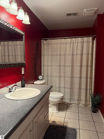 7932 Westside Drive, Hudsonville, MI 49426