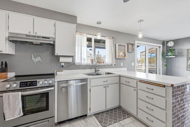 6600 SW Frazier Drive, Culver, OR 97734