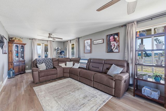 6600 SW Frazier Drive, Culver, OR 97734