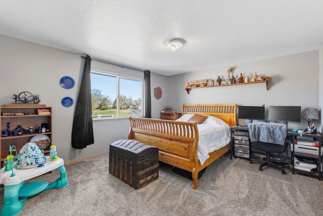 6600 SW Frazier Drive, Culver, OR 97734