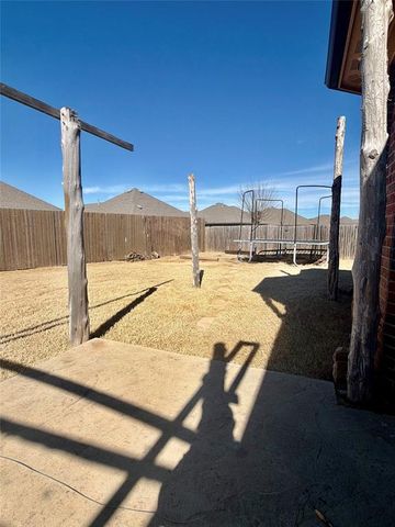 10017 SW 23rd Street, Yukon, OK 73099