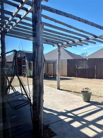 10017 SW 23rd Street, Yukon, OK 73099