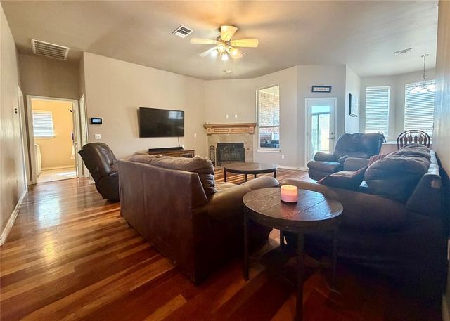 10017 SW 23rd Street, Yukon, OK 73099