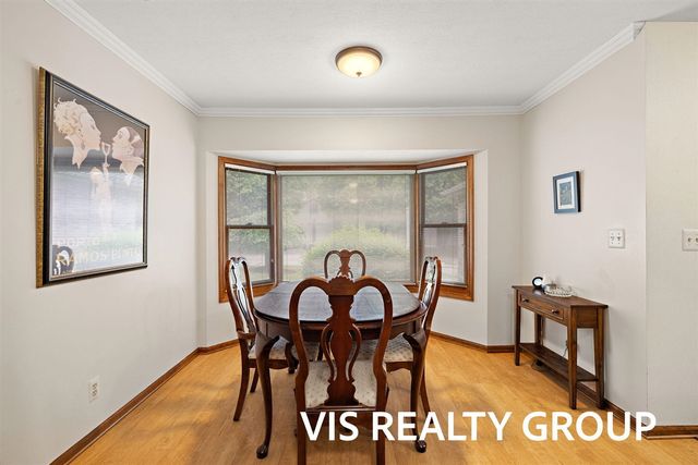 72 Skyline Circle, Grand Rapids, MI 49504