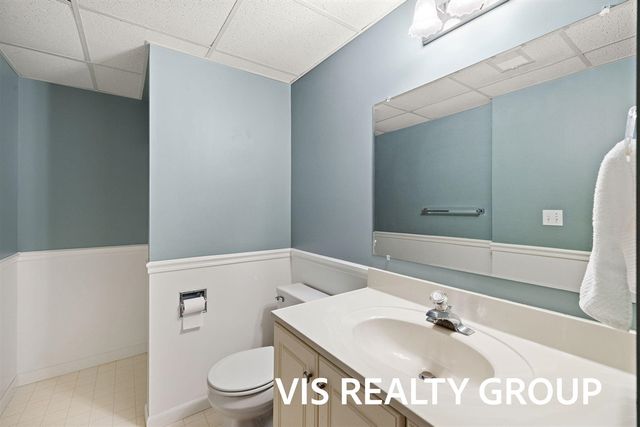 72 Skyline Circle, Grand Rapids, MI 49504