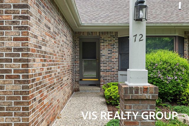72 Skyline Circle, Grand Rapids, MI 49504