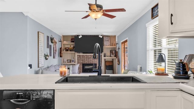 327 Boyson Road NE, Cedar Rapids, IA 52402