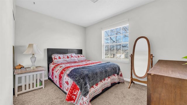 327 Boyson Road NE, Cedar Rapids, IA 52402