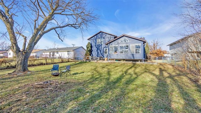 327 Boyson Road NE, Cedar Rapids, IA 52402