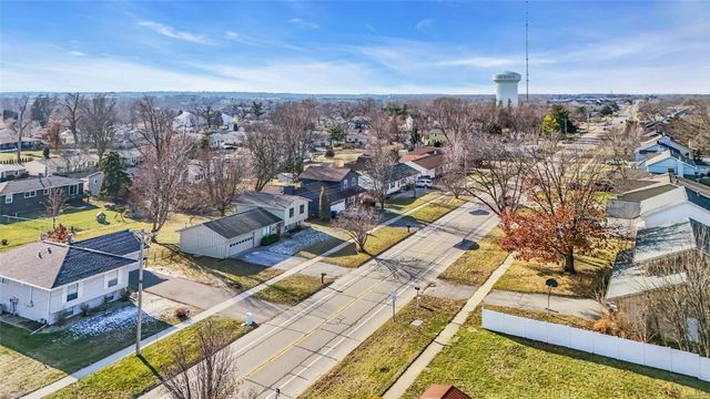 327 Boyson Road NE, Cedar Rapids, IA 52402